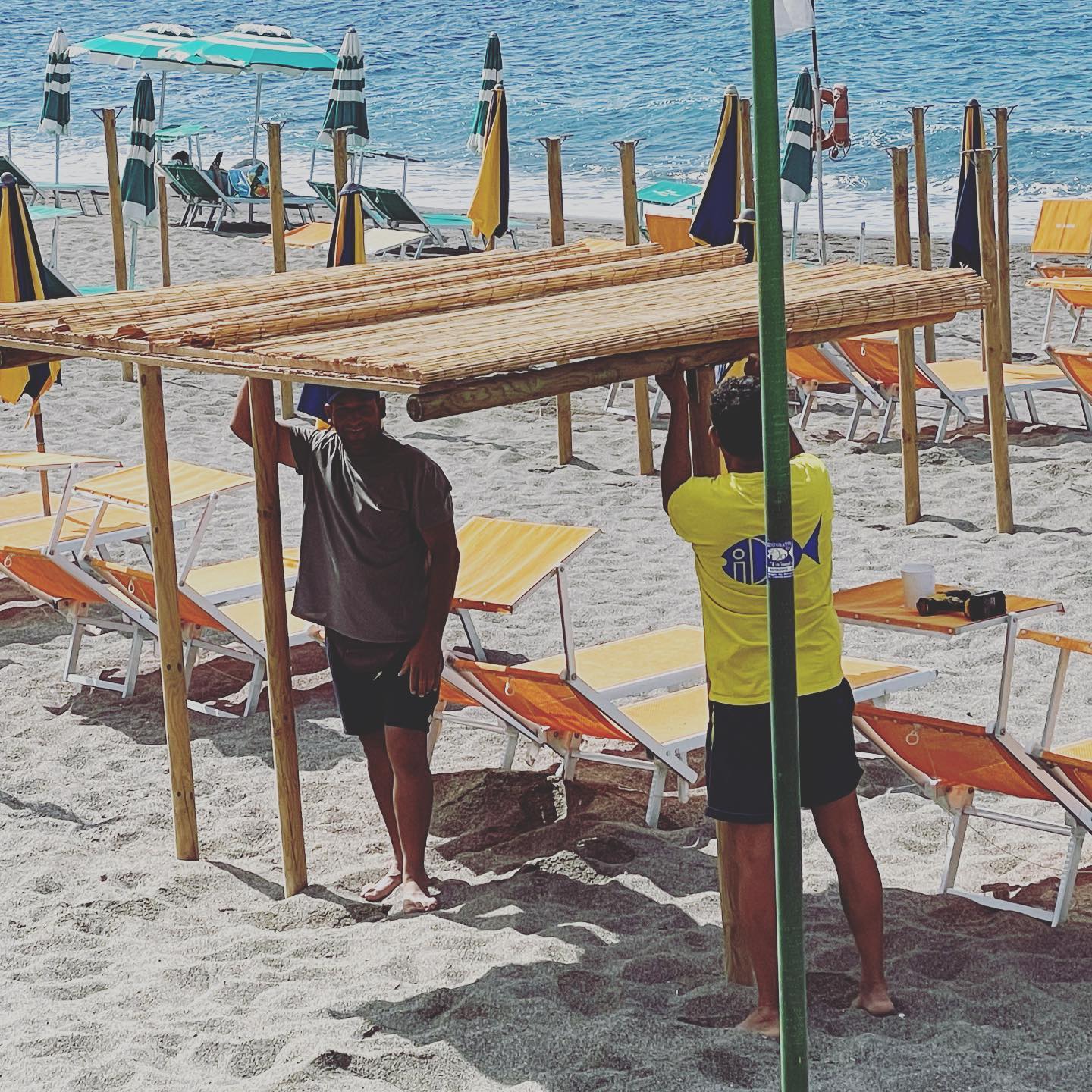 Signore & Signori Ladyes & Gentleman Stanno tornando LE PAGLIARELLE ?? ? ? ••#lepagliarelledialdo #altolivello #sun #sea #love #beach #ristoranteida
